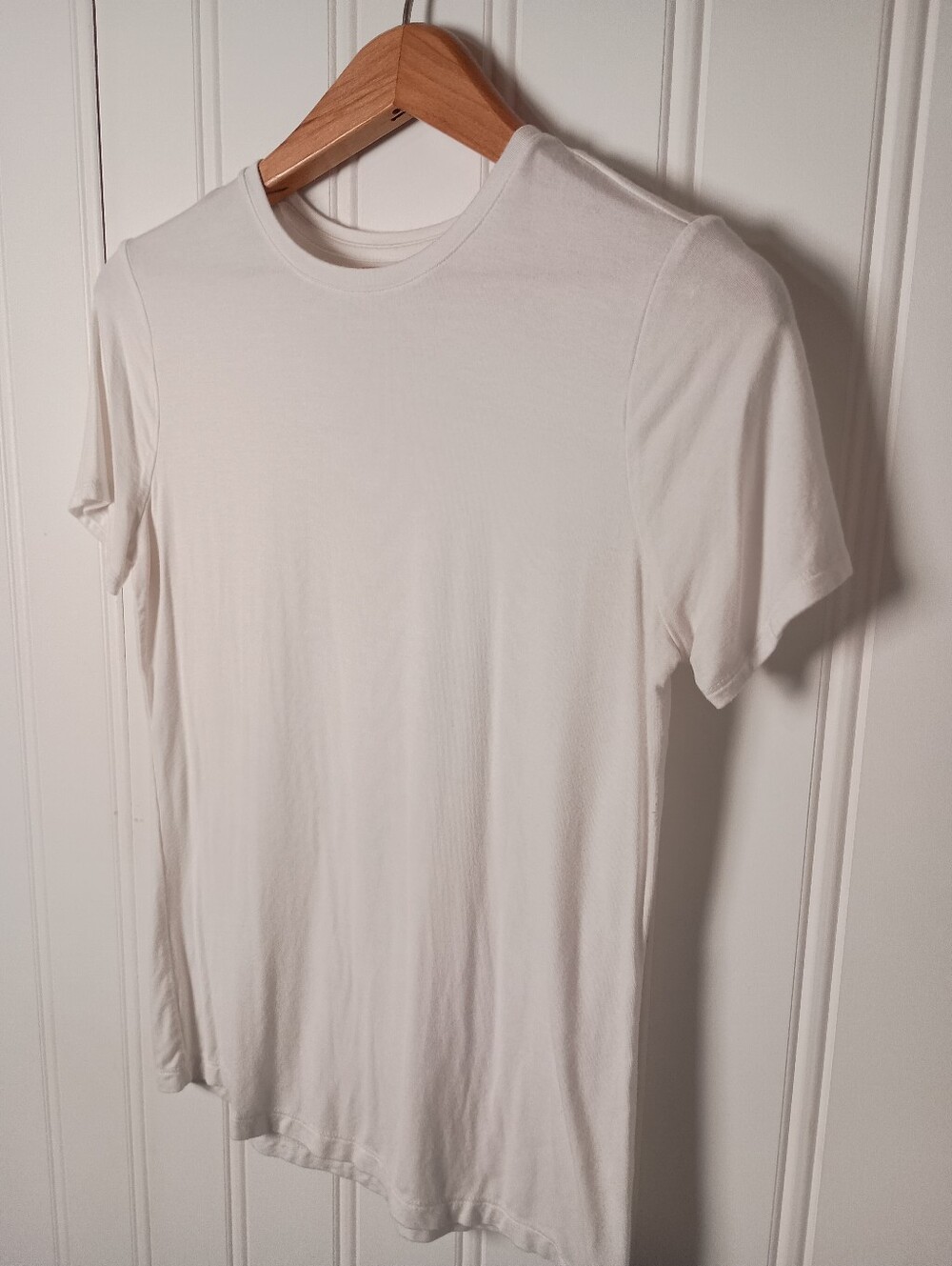Nine West- Classic Plain White T-Shirt- Size M